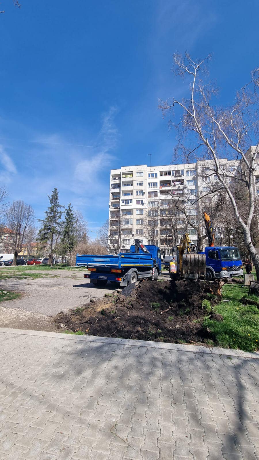 Започна обновяването на площад „Преображение“ в район „Илинден“